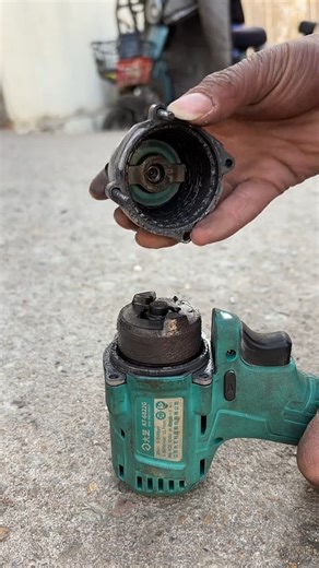hardware Tools official | How to convert an angle grinder into a drill Electric wrench multifunctional conversion chuck | Instagram