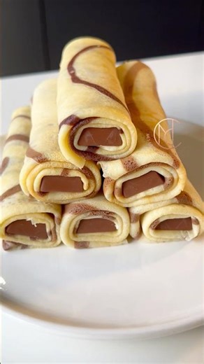 Crêpes fourrés au Kinder maxi 😱🫠 RECETTE ⬇️⬇️