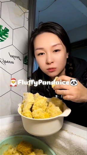 Helena on Instagram: "Buckewheat Ice chunks eating only bites 🐼💛"