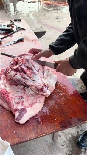 How to Skim a Pig: Ultimate Guide