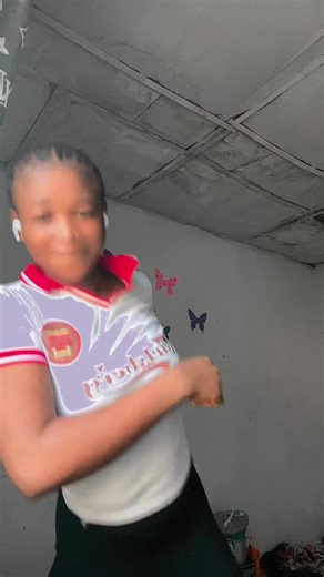 Idowu Apekeade (@idowu.apekeade)’s videos with Owo Toto jade ajoke - AJOKE 🤷‍♂️