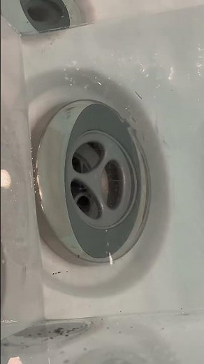 How does a Jacuzzi Jet actually work? #demandjacuzzi #jets #hydrotherapy #EmployeeOfTheWeek