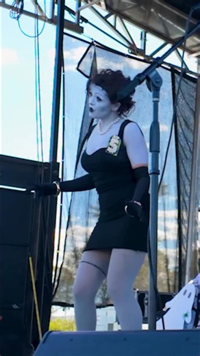 Not my first time judging a pin-up competition… but this one? Let’s just say things took a wild turn. Checkout my YouTube to see what went down at the Nightmare in Vegas Car Show. 👀 Who stole the spotlight? Who should’ve won? Drop your pick in the comments👇 #welderup #pinupgirls #halloween | Welderup