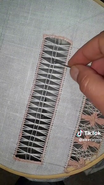 Bolillos y bordado a mano: Técnicas y trucos