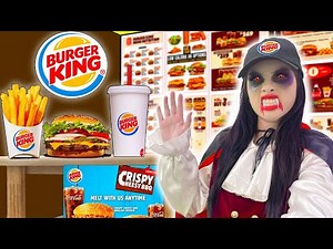VAMPIRE BUILDS HER OWN BURGER KING AT HOME | I OPEN A SPOOKY BURGERKING RESTAURANT BY SWEEDEE