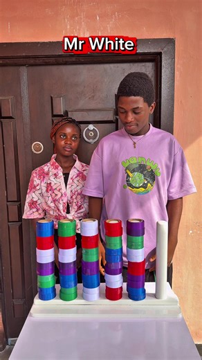 Betty vs Charles: Color Puzzle Game Challenge