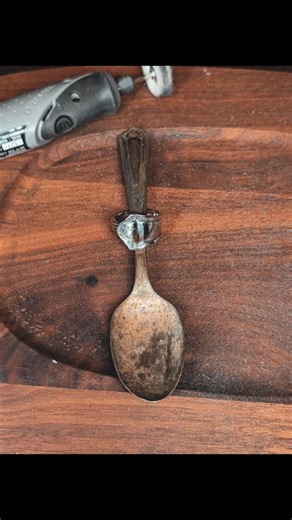 From forgotten drawers to forever pieces ✨ Each antique spoon starts with history etched into its silver. I carefully cut, shape, solder, size, and polish every piece by hand—transforming a once-loved utensil into a one-of-a-kind ring meant to be worn every day. No two are ever the same, and that’s the beauty of it. This is slow craft, real silver, and stories you can wear. 🤍 Wear your legend. #SpoonRing #AntiqueSpoonRing #HandmadeJewelry #UpcycledSilver #SterlingSilver #SlowMade #JewelryMaking