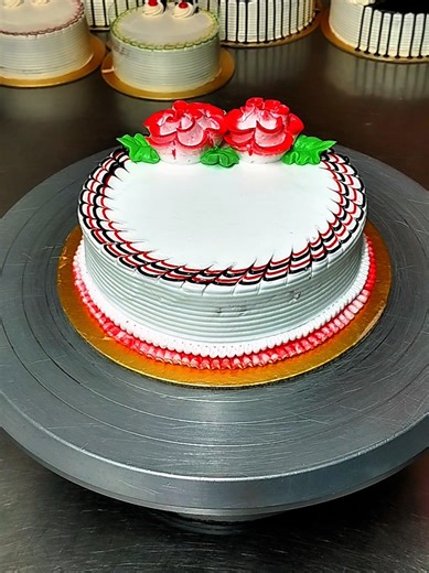 Creative Vanilla Cake Design Ideas