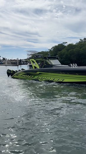 Ready to takeoff on the newest 43’ Solstice #midnightexpressboats | Midnight Express Powerboats