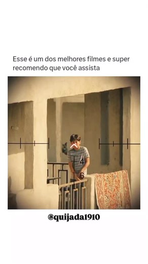 Francisco Quijada on Instagram: "The Long Road Home não é só uma série de guerra. É um soco silencioso no estômago. Baseada em fatos reais, a trama acompanha um pelotão do Exército dos EUA encurralado em Sadr City, Bagdá, em 2004. No meio do concreto, da poeira e do caos urbano, cada decisão vira uma linha tênue entre viver e não voltar. Enquanto o combate explode nas ruas, a história também se desenrola longe das armas: nas casas, nos telefonemas interrompidos, na espera angustiante das família