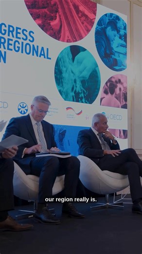 Regional integration isn’t just about trade. It’s about: 🔗 Building bridges & shared infrastructure 💸 Finance that crosses borders 🌍 People, skills & opportunities on the move 💡 Research & innovation that push us forward The UfM Regional Integration Report offers evidence-based insights on how cooperation can drive sustainable growth and resilience across the Euro-Mediterranean. 🔗 Find out more: ufmsecretariat.org/ri2025 | Union for the Mediterranean