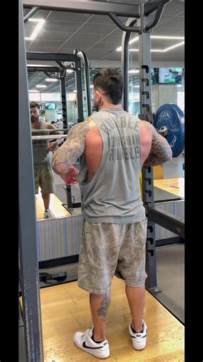 MohawkMuscles (@mowhawkmuscles)’s videos with original sound - MohawkMuscles