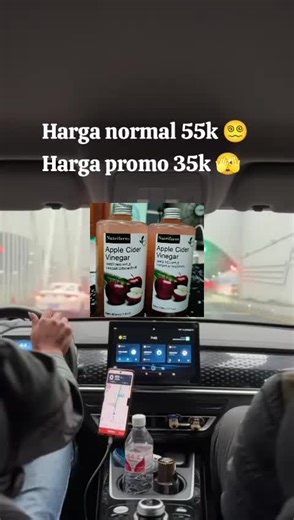 Halo semuanya! Siap untuk merasakan manfaat NUTRIFARM CUKA APEL 500ML WITH MOTHER? Cuka apel organik ini bisa dicampur madu, smoothies, atau jus favorit Anda. #cukaapel #minumanviral #fyppppppppppppppppppppppp