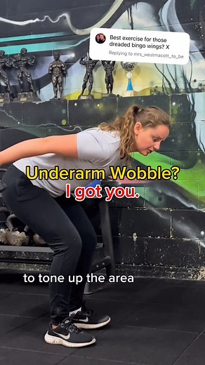 Rachel Henley | Online Fitness Coach on Instagram: "Watch all the way to the end please  Comment "GETBITS" to join the Bits training app where we will build you some triceps even your cat will be impressed by 欄"