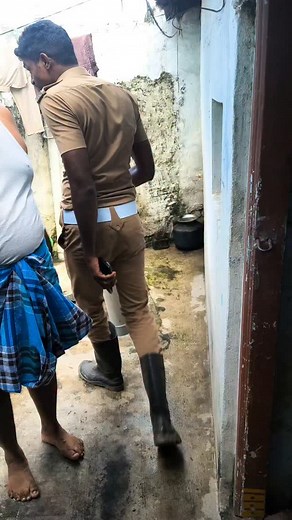 158K views · 3.1K reactions | Rescue snake, 缾缾 fire brigade's does all work ‍♂️‍♂️‍♂️ and maintain gym fitness  and balanced dite  its cop's life ‍♂️‍♂️‍♂️ | Shiva Kumar | Facebook