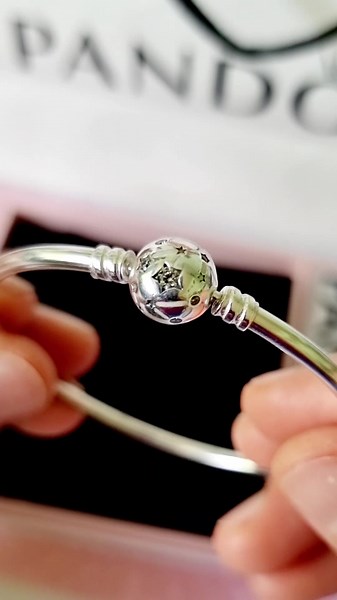 Unboxing the Stunning Pandora Stars & Galaxy Bangle