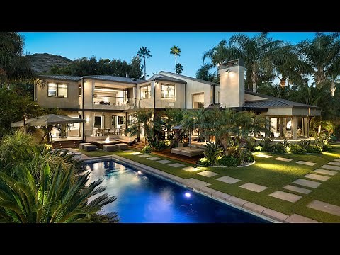 $16,995,000! Architectural Home in Malibu offers Luxury Living and Dazzling Entertaining