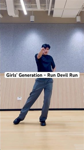 Girls’ Generation - Run Devil Run (First Chorus) #GirlsGeneration #RunDevilRun #소녀시대 #YTShorts