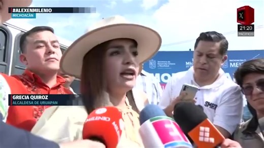 ALCALDESA GRECIA QUIROZ PODRÍA ESTAR EN RIESGO DE UN ATENTADO, IGUAL QUE SU ESPOSO #PorSiNoLoViste #Entérate ▶️ El crimen vigila a Grecia Quiroz en Uruapan: MILENIO NOTICIAS documentó la presencia de un presunto halcón, identificado por la Marina, durante un evento público al que asistió la alcaldesa Grecia Quiroz junto al gobernador de Michoacán, Alfredo Ramírez Bedolla. Aunque algunos perfiles —falsos y de dudosa reputación— intentan desmentir lo ocurrido, el hecho ya fue denunciado y transmit