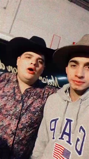 Eduardo Venegas (Voz) & Jairo Escobar (Batería) | Pequeños Musical