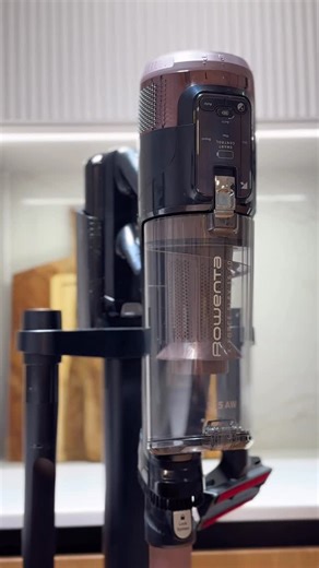 Iulia Cornea on Instagram: "Foloseste codul IULIA pentru 20% reducere, in perioada 11-17 decembrie, pe shop.rowenta.ro https://shop.rowenta.ro/ingrijirea-locuintei/aspiratoare-verticale Descoperă Rowenta X-Force Flex 16.60 – cel mai puternic aspirator de la Rowenta care transformă curățenia într-o activitate rapidă și eficientă. Cu putere mare de aspirare de 315 AW, autonomie generoasă de pana la 2 ore, folosind aspiratorul de mana in mod eco și tehnologia Flex care ajunge cu ușurință sub mobilă