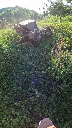 Grator Lowrider remote control mower for steep slopes #toserba #tondeuse #Rasenmäher #Mäher | Grator