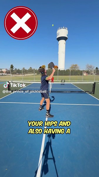 Mastering the Pickleball Overhead: Avoid These 2 Mistakes In this video, we discuss two common mistakes in the pickleball overhead shot: not turning the hips and having a low left arm. To improve, we recommend an exercise where you catch the ball in your left hand, throw it, and then hit it, focusing on the transition of your weight moving forward. By practicing these elements, you can make your overhead shot much stronger. #overhead #overheadsmash #pickleball #pickleballislife #coachingtips #pi
