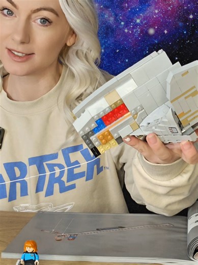 Building the LEGO Enterprise from Star Trek