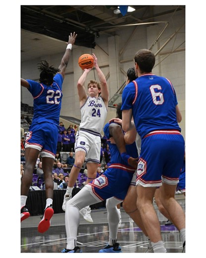 Meredith Lipsey | The Bears SLAY the woLves in epic display of Queen characteristics on their way to a 10th consecutive win 🤩 | Instagram