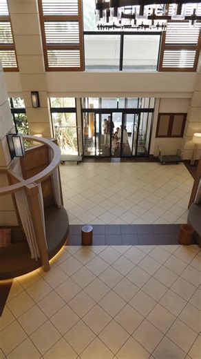 Kafuu Resort Fuchaku CONDO・HOTEL 家族で愉しむ沖縄バカンス 窓の外に広がる青い世界とお子さまの笑い声 ただそこにいるだけで心が満たされていく贅沢な休日 慌ただしい日常を忘れて 家族の大切な記憶をここに刻む またいつかここへ帰ってこようと思える 場所になりますように ====================⁠ ⁠ ご予約・詳細はプロフィールURLから⁠ @kafuu_resort ⁠ ====================⁠ Kafuu Resort Fuchaku CONDO・HOTEL Family getaway in Okinawa The endless blue outside the window and the sound of children laughing A luxurious holiday where your heart feels whole just by being here Forgetting the rush of everyday life to create precious family memories