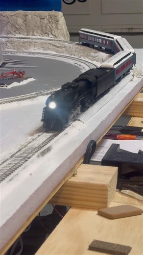 Polar Express HO scale model train #modelrailway #modeltrain #modelrailroad #train