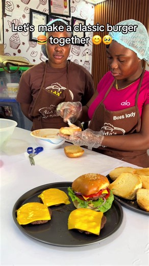 Classic Burger Recipe: How to Make a Classic Burger at Home
