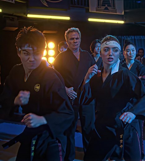 Iron Dragons vs Cobra Kai: Edición Épica