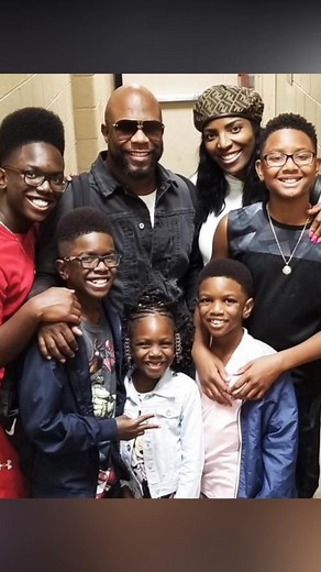 Boyz II Men Wanya Morris & Traci Nash 23 Years of Marriage & Kids #wanyamorris #BoyzIIMen #relationship #Romantic #celebrity #celebritynews #Celebrities #fblifestyle | Celebrity Inside Stories