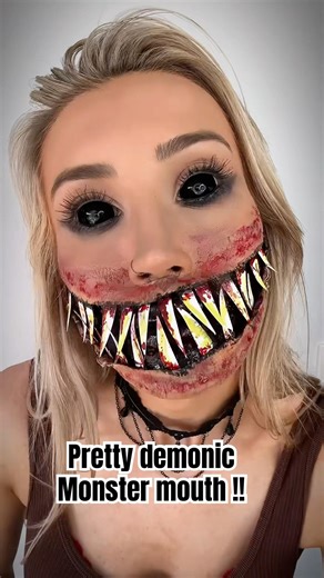 Creepy Monster Mouth Makeup!! 😱 #artist #makeup #sfx #mua #scary #specialeffects #makeupartist #wow