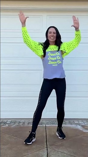 New Zumba Warmup | DJ Dani Acosta “New 22”