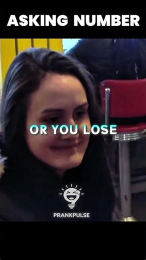 Sal's Trying to get her Number 😂.