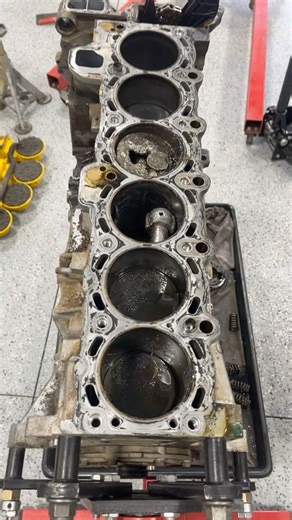 What Happens When BMW M54 Engine Hits 9000 RPM 💰 #e46 #bmwengine #m54 #bmw