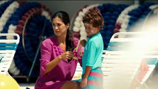 2014 Volkswagen Passat TV Spot, 'Swimming Pool'