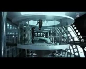 Lara Flynn Boyle Ausschnitt aus "Men in Black 2" (Deutsch)