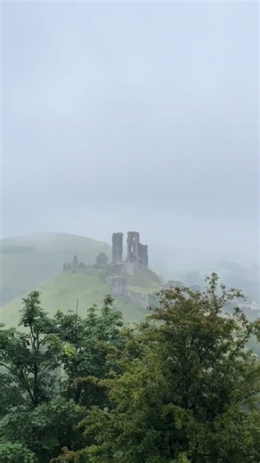 Exploring the Mystical Ruins of Corfe Castle in Dorset