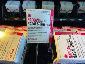 Naloxone vending machine reverses opioid overdoses