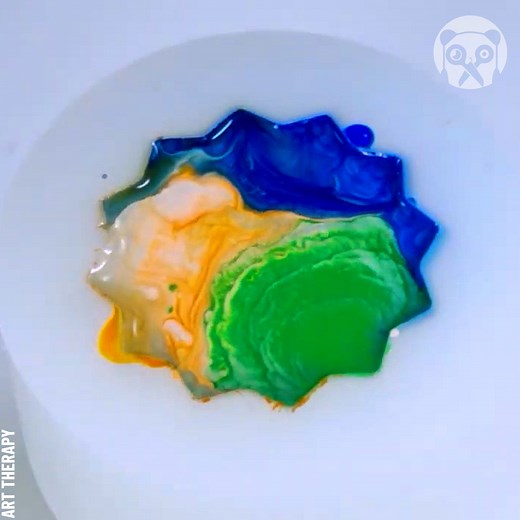 234K views · 843 reactions | Easy to make crafts using epoxy Partner: ART therapy YT: youtube.com/channel/UC6jbi_ASKuSmbexGRMVpRlg/featured | Bored Panda Art | Facebook