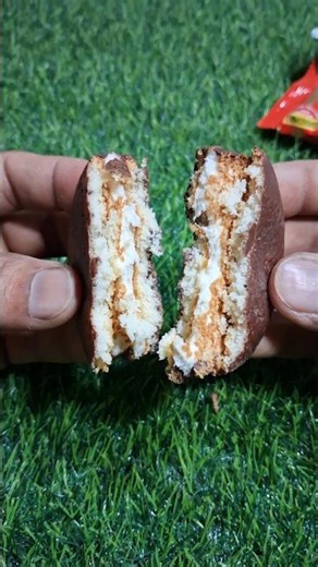 Lotte Choco Pie Soft Cake Satisfying #shorts #cake #asmr #viralshorts