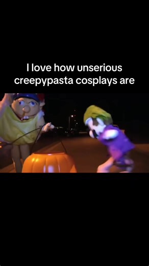probably my favorite part of the community is the cosplays. clips are from sml’s halloween video, finalhourcosplay’s video and alybot2.0 who changed their account i believe #creepypasta #cosplay #slenderman #jeffthekiller #laughingjack