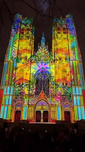 Our Brussels shining Bright ✨ Here are some moments from the route in the Royal Quarter. 🤩 Don’t miss to visit Bright Festival this weekend, including the route in the European Quarter. ….. #welovebrussels #brussels #bruxelles #belgium #visitbrussels | We Love Brussels