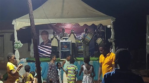 A little more of the band | Stewart Pepper