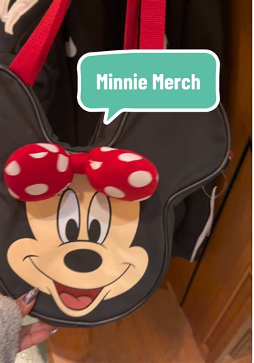 Disney besties, the mini Minnie Mouse bag and the Valentine’s Minnie bag are serving ALL the heart-eyes 😍💝 Perfect for park days, date nights, or just living your Minnie era year-round. If you love pink, bows, and Minnie magic… these are a must 🥹✨ #MinnieMouse #DisneyMerch #DisneyStyle #ValentinesDisney #DisneyBesties