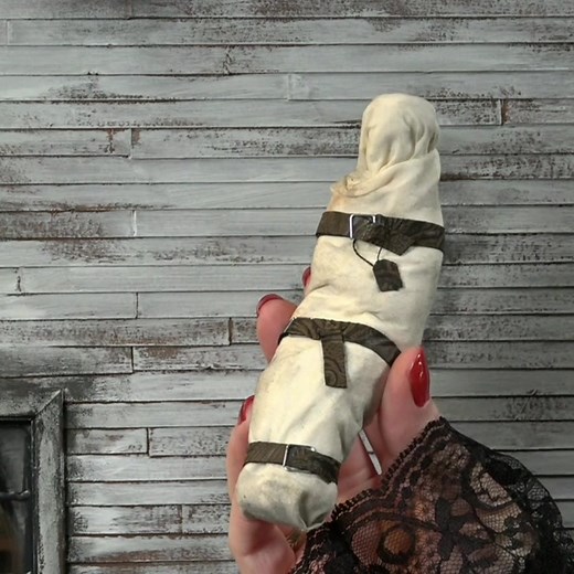 Uncle Knick Knack: Addams Family Dollhouse Miniatures