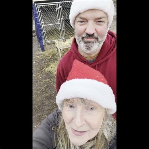 Santas on his way. Yeah!!!!!!!!!!!!